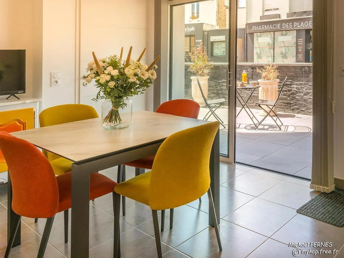 Larmor-Plage : T2 En Residence De Standing Avec Terrasse Et Parking, A Deux Pas De La Plage Et Des Commerces - Fr-1-349-182