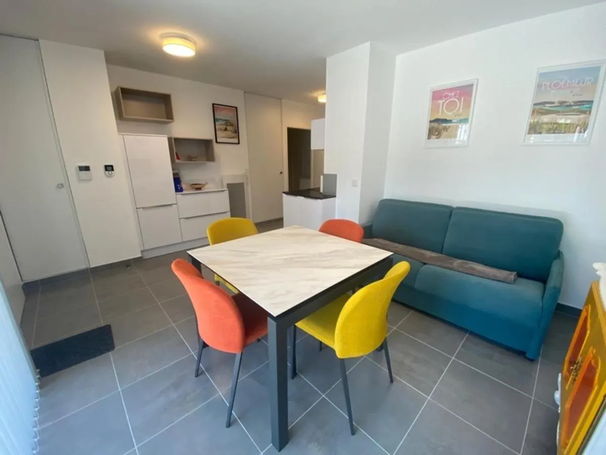Apartment Larmor-Plage : T2 En Residence De Standing Avec Terrasse Et Parking, A Deux Pas De La Plage Et Des Commerces - Fr-1-349-182