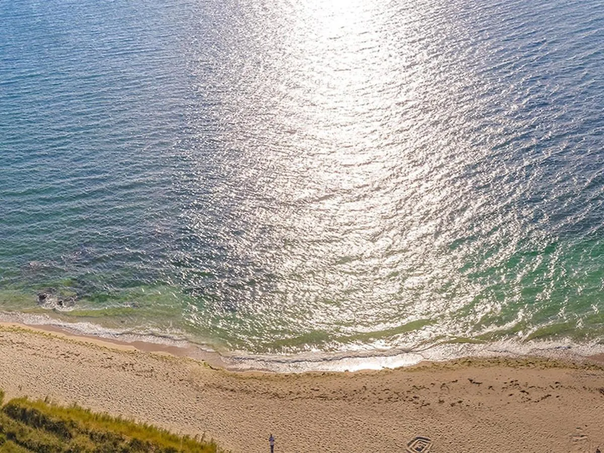 Larmor-Plage : T2 En Residence De Standing Avec Terrasse Et Parking, A Deux Pas De La Plage Et Des Commerces - Fr-1-349-182 France